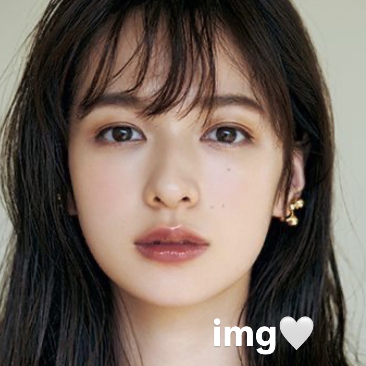 自眉を活かしたナチュラルで大人っぽい眉に◎ 576789C0 DF9B 4068 905D E3BBD71F52A0 - 自眉を活かしたナチュラルで大人っぽい眉に◎