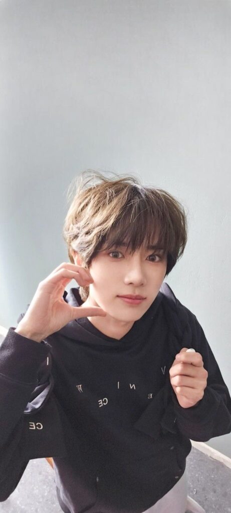 IMG 6563 461x1024 - ナチュラル平行眉で、さりげなく垢抜け❕